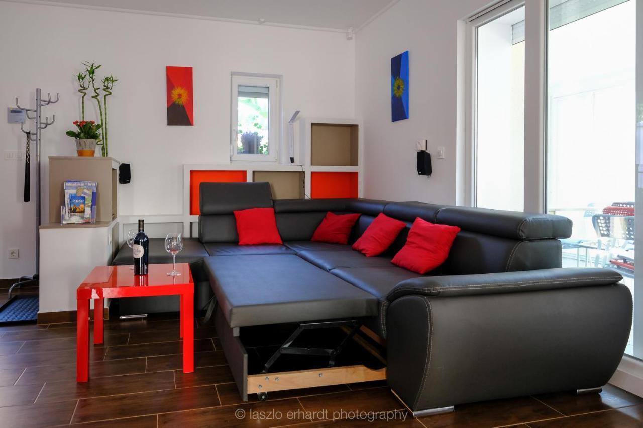 Ciprus Porta Apartmanok Balatonkenese Exterior photo